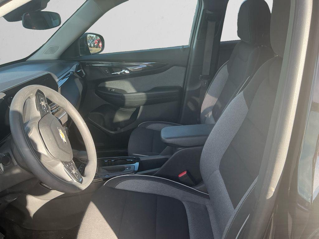 used 2025 Chevrolet TrailBlazer car, priced at $22,985