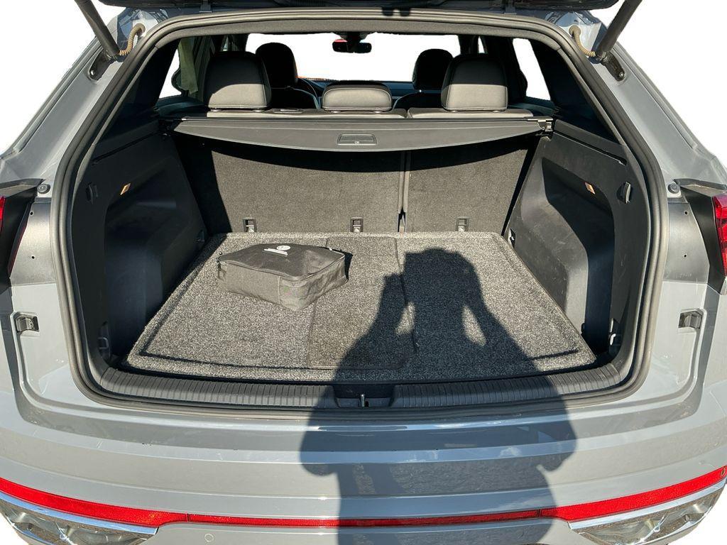 used 2022 Volkswagen Atlas Cross Sport car, priced at $30,975