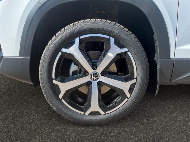 new 2025 Volkswagen Taos car, priced at $36,546
