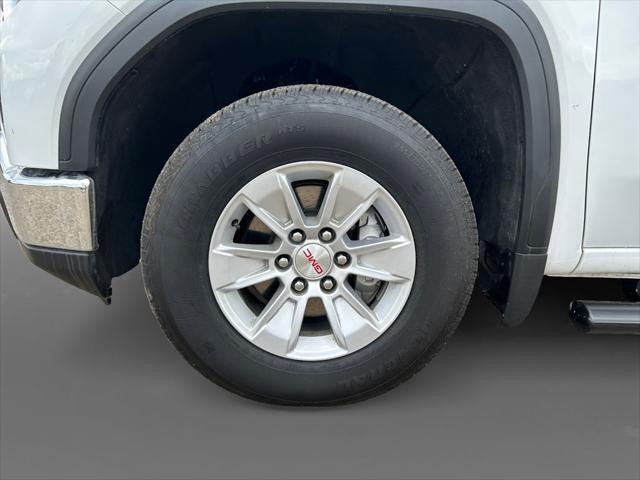 used 2024 GMC Sierra 1500 car, priced at $40,988