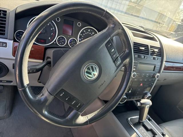 used 2006 Volkswagen Touareg car, priced at $5,694