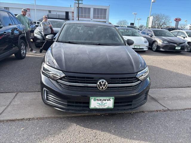 used 2023 Volkswagen Jetta car, priced at $21,262