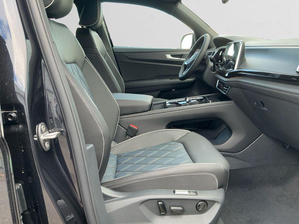 new 2026 Volkswagen Atlas Cross Sport car, priced at $56,600