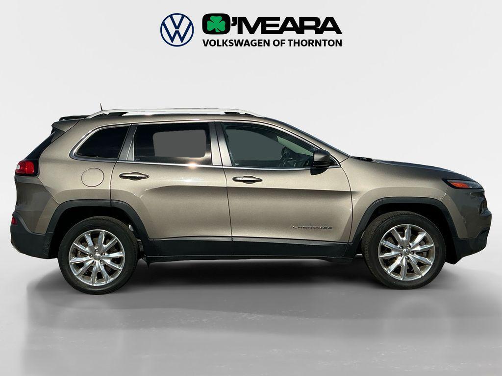used 2017 Jeep Cherokee car, priced at $13,485