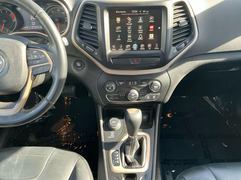 used 2017 Jeep Cherokee car, priced at $13,485
