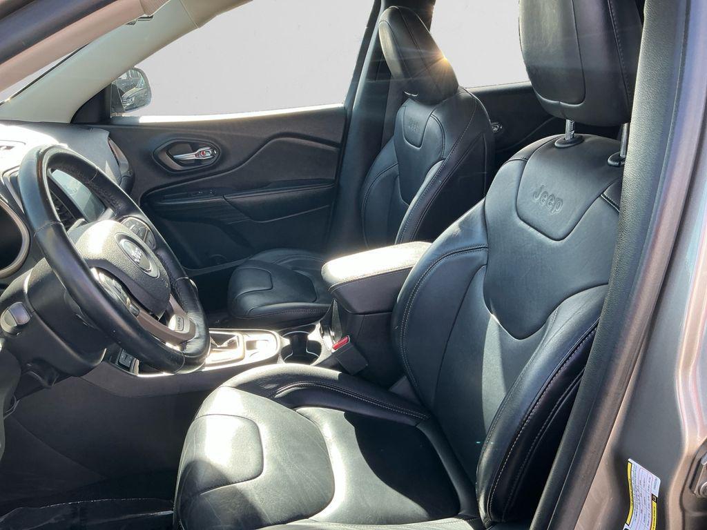 used 2017 Jeep Cherokee car, priced at $13,485