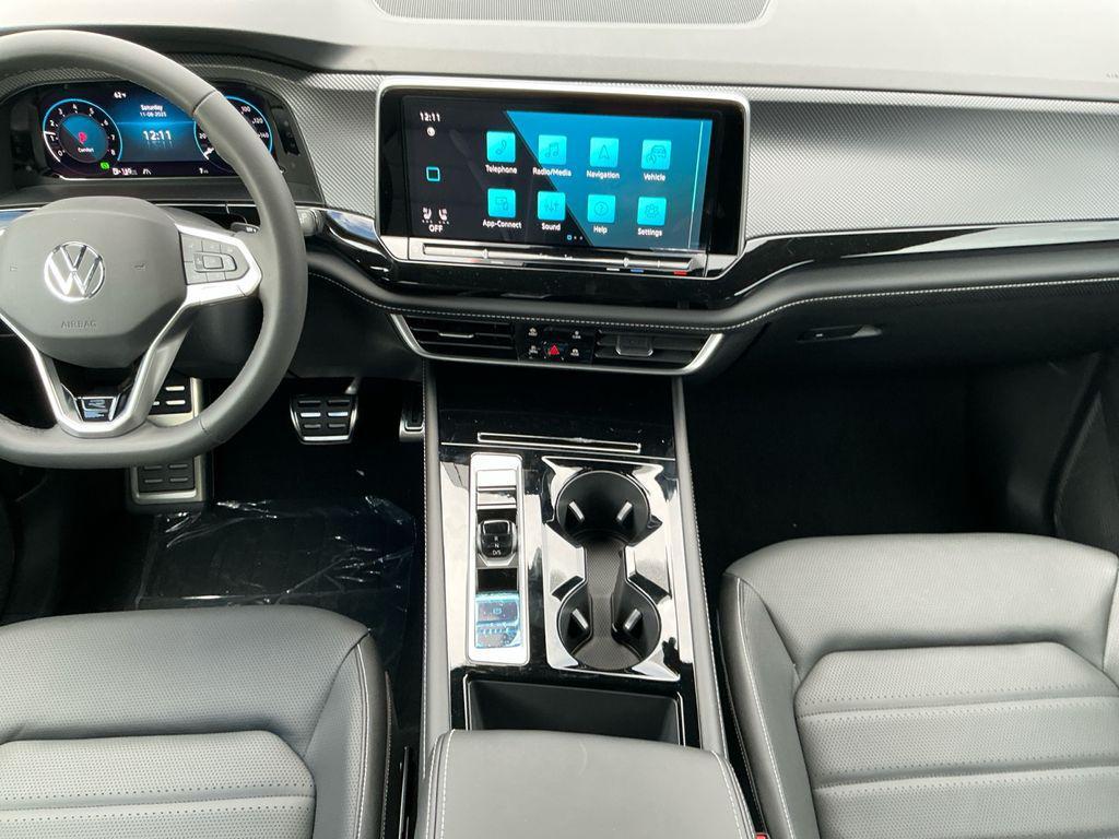 new 2026 Volkswagen Atlas Cross Sport car, priced at $52,583