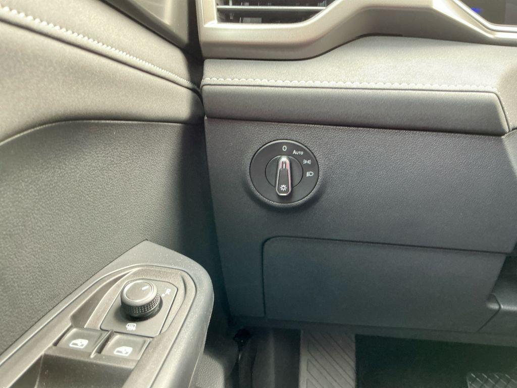 new 2025 Volkswagen Taos car, priced at $33,082
