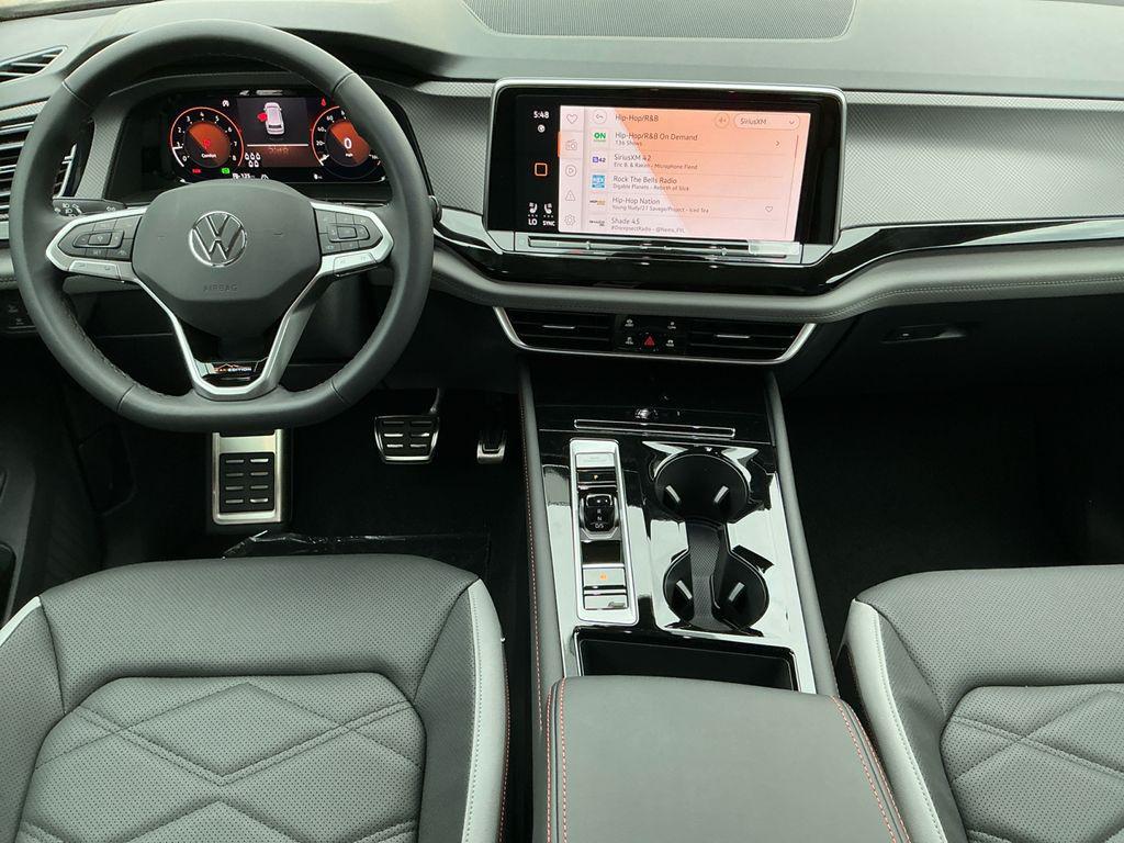 new 2025 Volkswagen Atlas car, priced at $45,806
