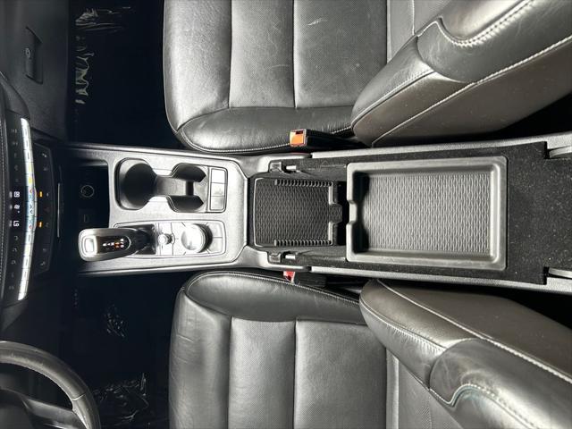 used 2019 Cadillac XT4 car, priced at $20,798