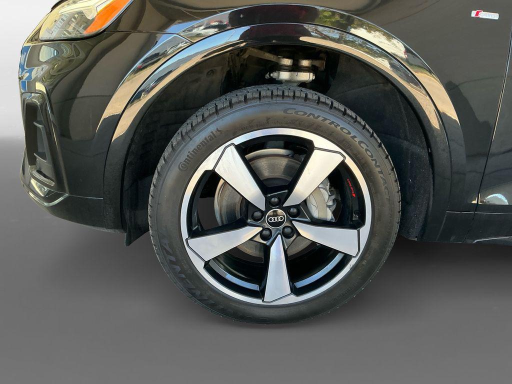 used 2022 Audi Q5 car, priced at $28,999