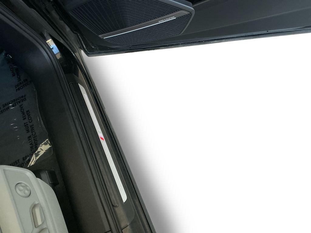 used 2022 Audi Q5 car, priced at $28,999