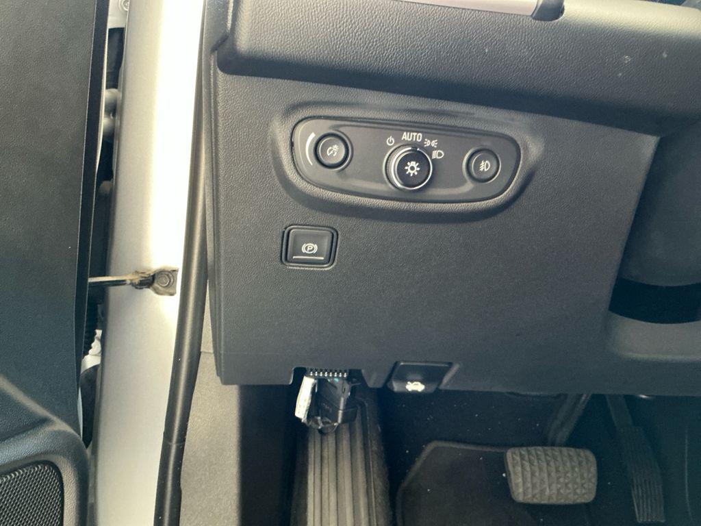 used 2022 GMC Terrain car, priced at $22,597