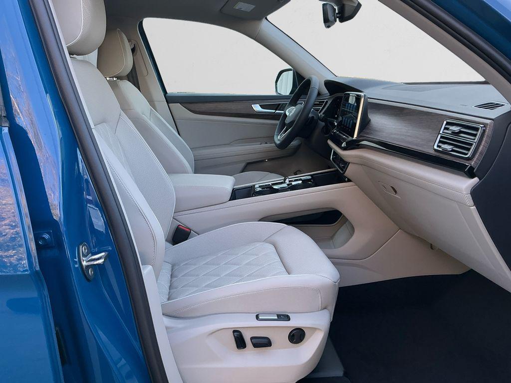 new 2026 Volkswagen Atlas car, priced at $57,349