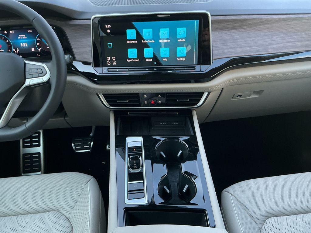 new 2026 Volkswagen Atlas car, priced at $57,349