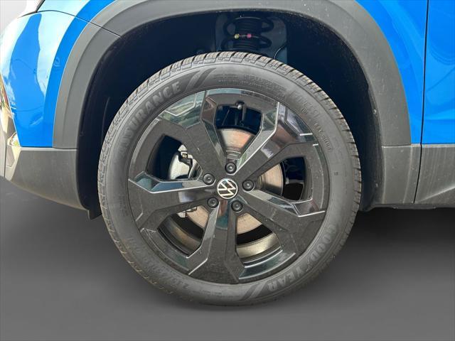 new 2025 Volkswagen Taos car, priced at $33,471