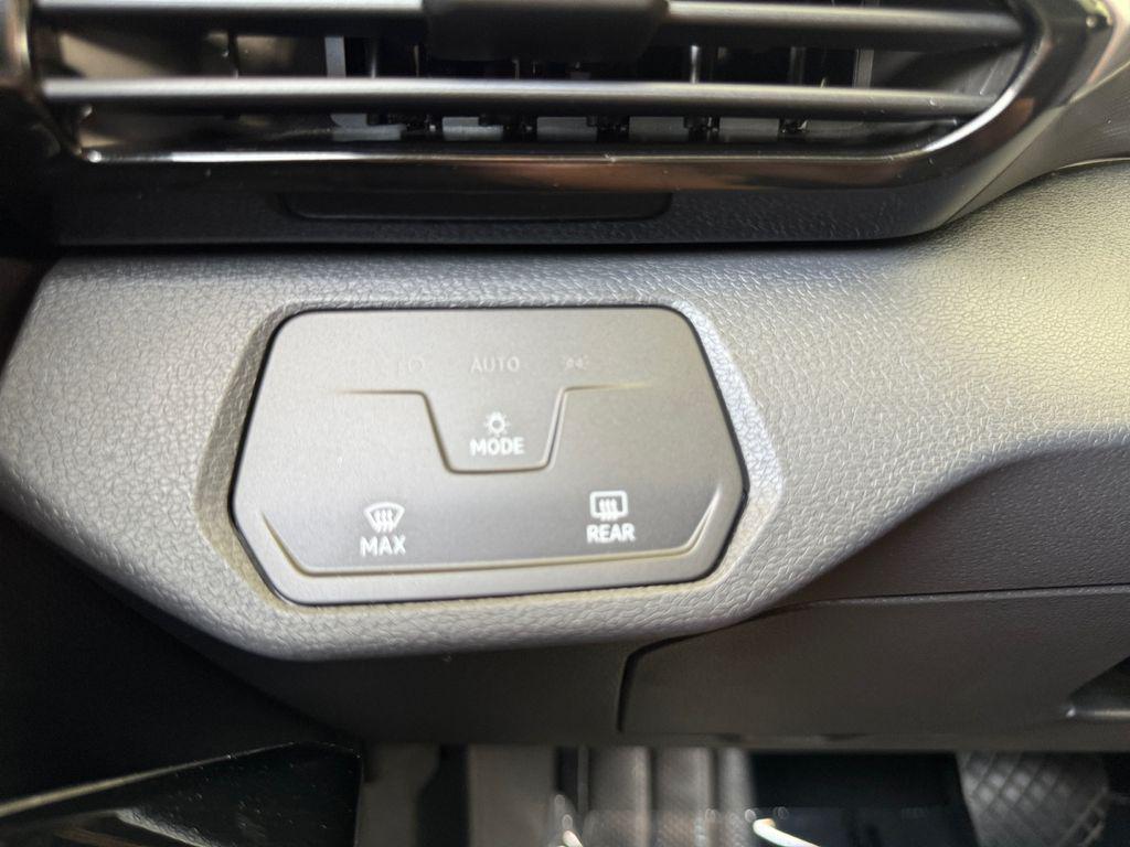 used 2021 Volkswagen ID.4 car, priced at $20,614