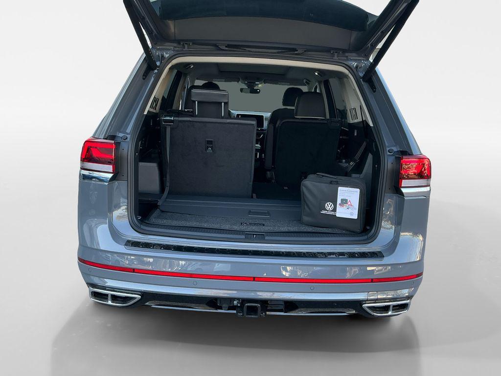new 2026 Volkswagen Atlas car, priced at $58,804