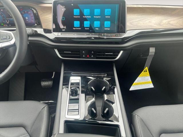 new 2025 Volkswagen Atlas car, priced at $47,010