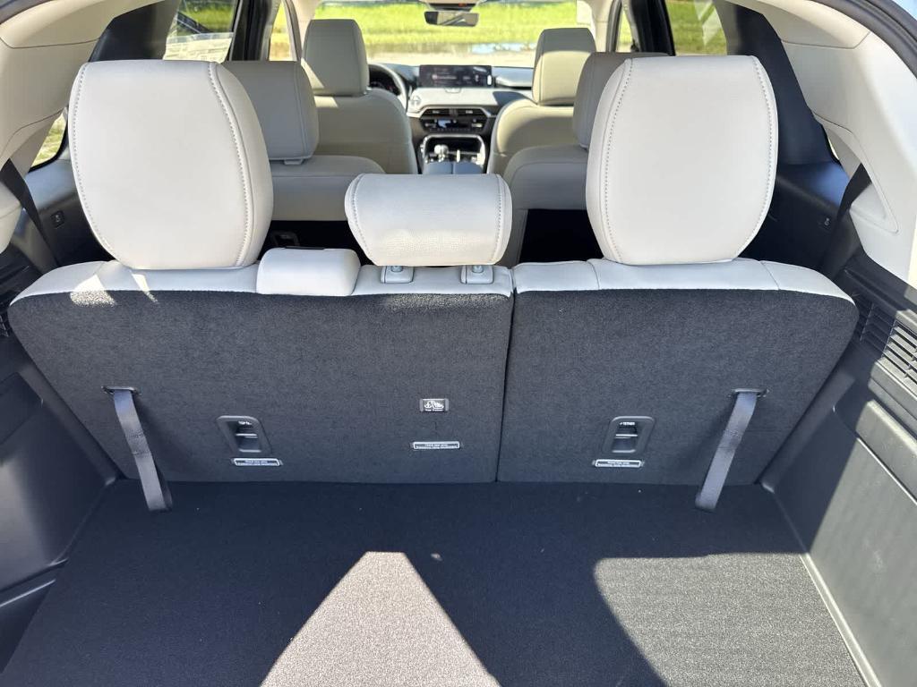 new 2025 Mazda CX-90 PHEV car, priced at $55,182