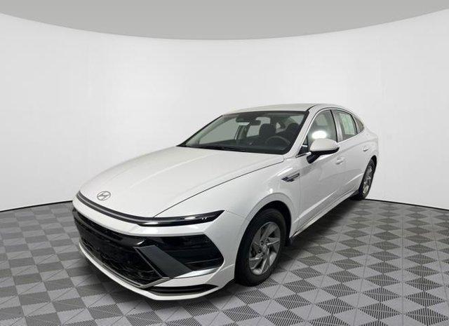 used 2025 Hyundai Sonata car, priced at $22,858