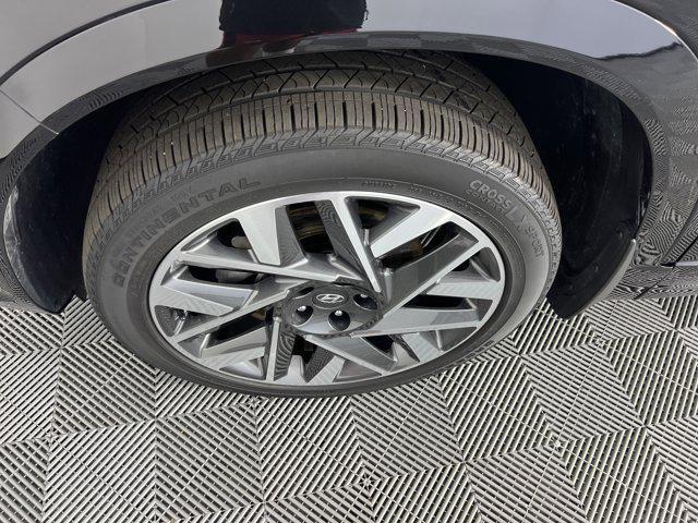 new 2025 Hyundai Venue car, priced at $24,575
