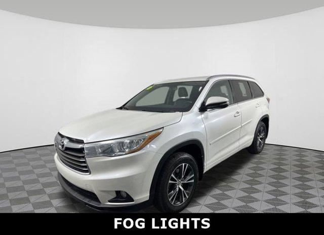 used 2016 Toyota Highlander car, priced at $17,979