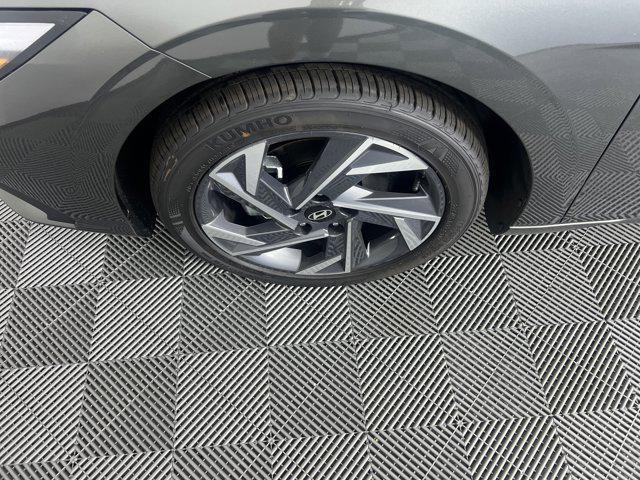 new 2025 Hyundai Elantra car, priced at $21,714