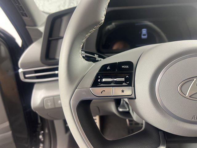new 2025 Hyundai Elantra car, priced at $21,714