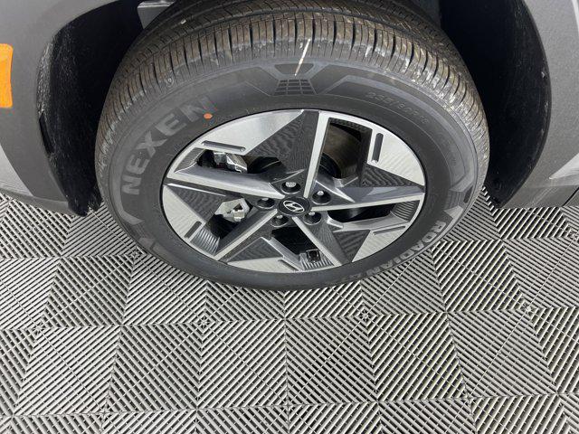 new 2025 Hyundai TUCSON Hybrid car, priced at $36,710