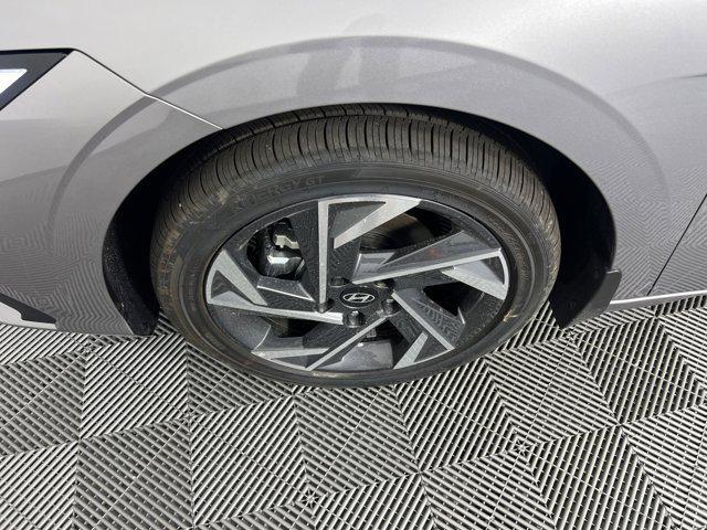 new 2025 Hyundai ELANTRA HEV car, priced at $23,063