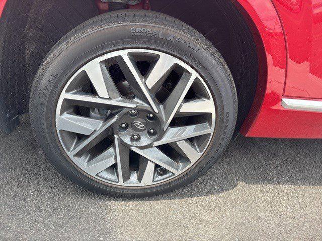 used 2023 Hyundai Santa Fe car, priced at $34,227