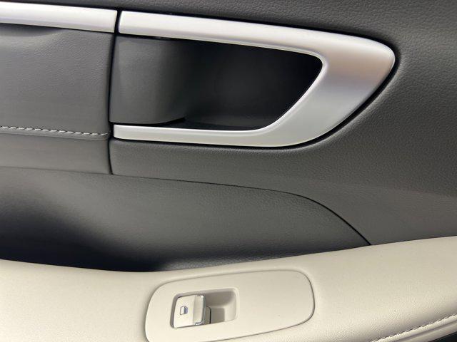new 2025 Hyundai Sonata Hybrid car, priced at $33,369