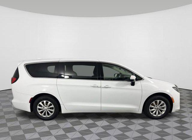 used 2017 Chrysler Pacifica car, priced at $12,897