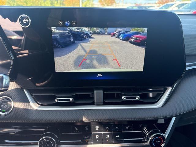 new 2026 Chevrolet Equinox car, priced at $30,820