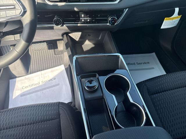 new 2026 Chevrolet Equinox car, priced at $30,820