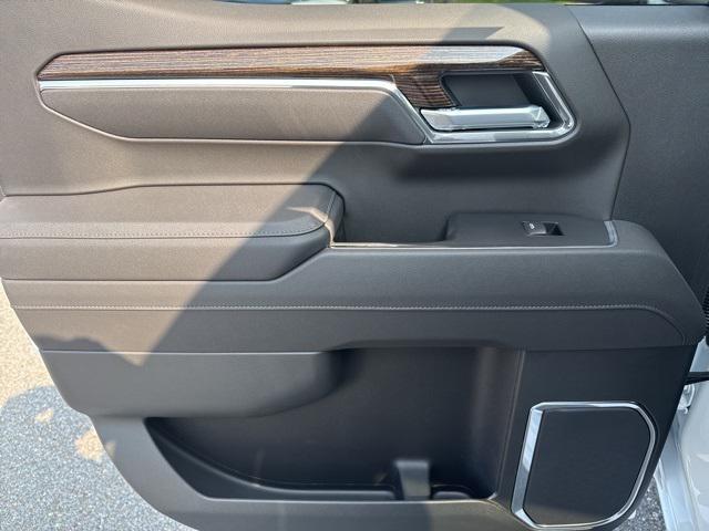 new 2026 GMC Sierra 1500 car, priced at $48,995