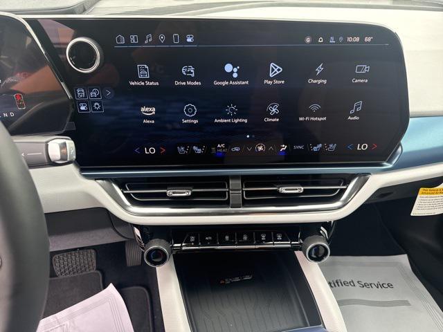 new 2025 Chevrolet Equinox EV car, priced at $40,820
