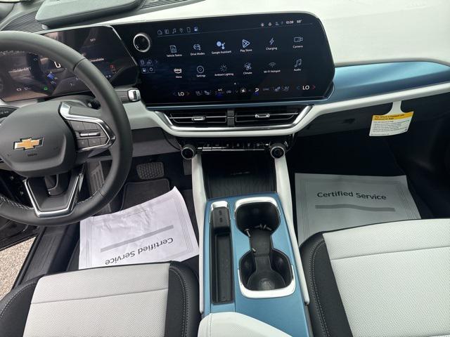 new 2025 Chevrolet Equinox EV car, priced at $40,820