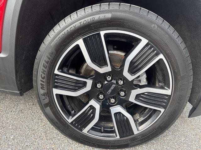 used 2021 GMC Acadia car, priced at $23,999
