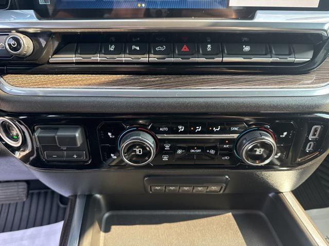 used 2024 Chevrolet Silverado 2500 car, priced at $52,999