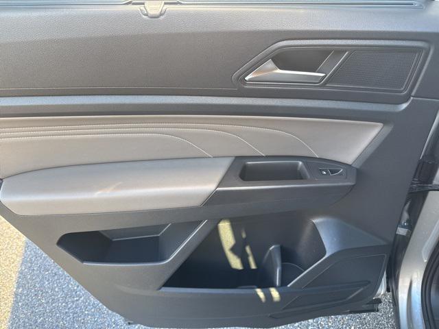 used 2023 Volkswagen Atlas car, priced at $32,999