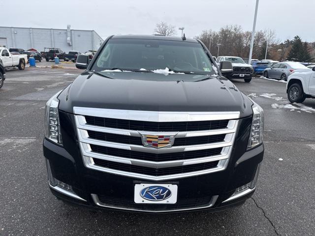 used 2019 Cadillac Escalade car, priced at $30,999