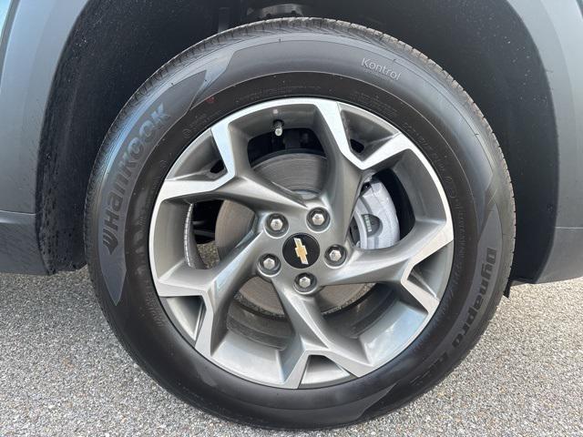 new 2025 Chevrolet Trax car, priced at $25,060