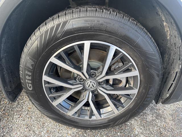 used 2021 Volkswagen Tiguan car, priced at $14,999