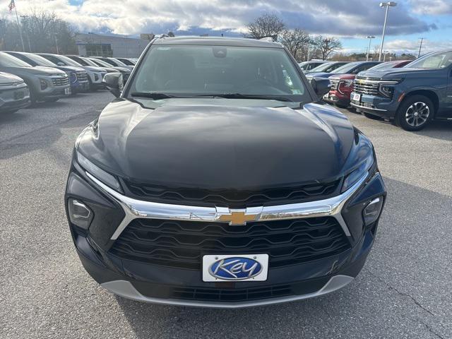 new 2025 Chevrolet Blazer car, priced at $38,090