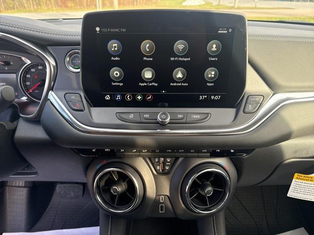 new 2025 Chevrolet Blazer car, priced at $38,090