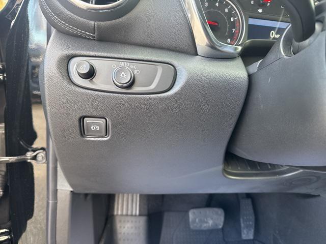 new 2025 Chevrolet Blazer car, priced at $38,090