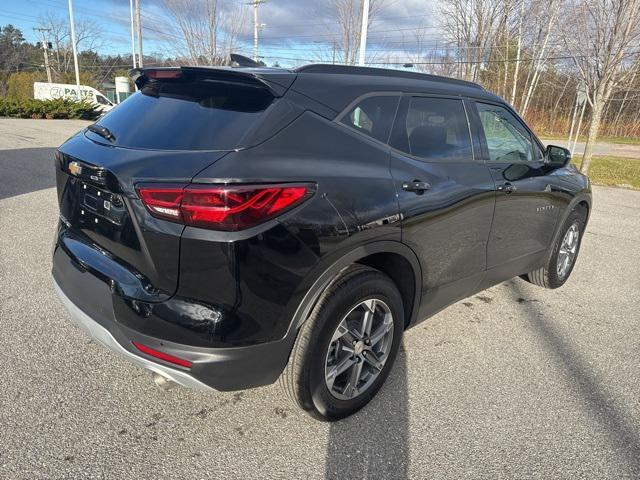 new 2025 Chevrolet Blazer car, priced at $38,090
