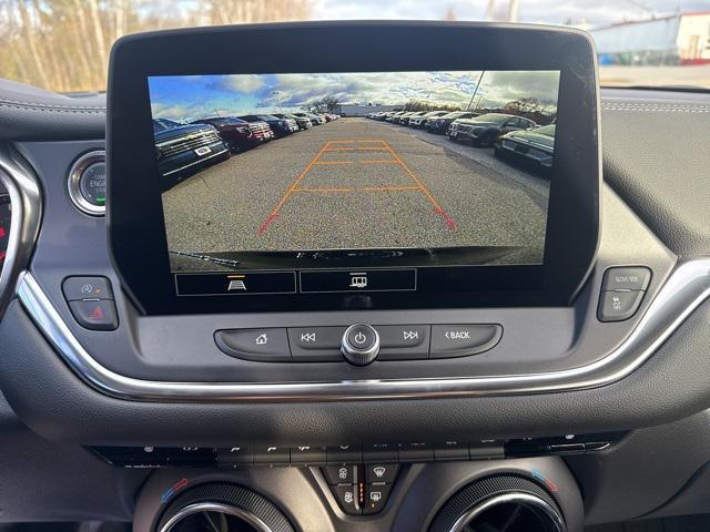 new 2025 Chevrolet Blazer car, priced at $38,090